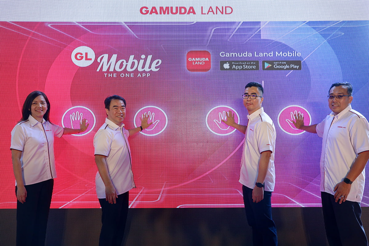 From left: Gamuda Land executive director marketing and sales Lillian Lung Hian Li, CEO Ngan Chee Meng, Aw and general manager of Finance David Ng Kit Cheong at the launch of The One App.