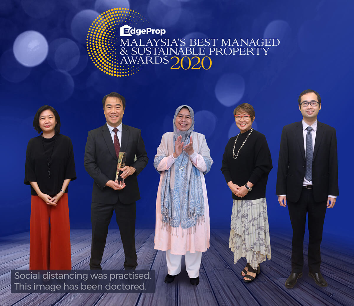 Gamuda Land received EdgeProp Malaysia’s Responsible Developer: Building Sustainable Development Award 2020. From left: EdgeProp Malaysia executive editor Sharon Kam, Ngan, Housing and Local Government Minister Zuraida Kamaruddin, EdgeProp Malaysia editor-in-chief and managing director Au Foong Yee and EdgeProp Malaysia director of business and product development Alvin Ong.