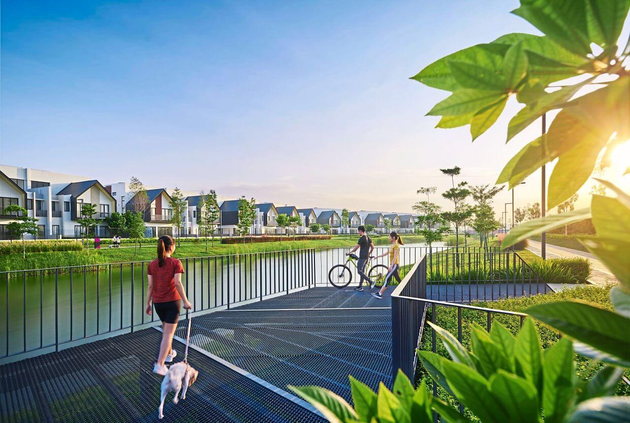 Lush greenery along The Loop offers the community a refreshing walk. The Loop is a 7km network of pet and wheelchair-friendly walkway in the twentyfive.7 township.